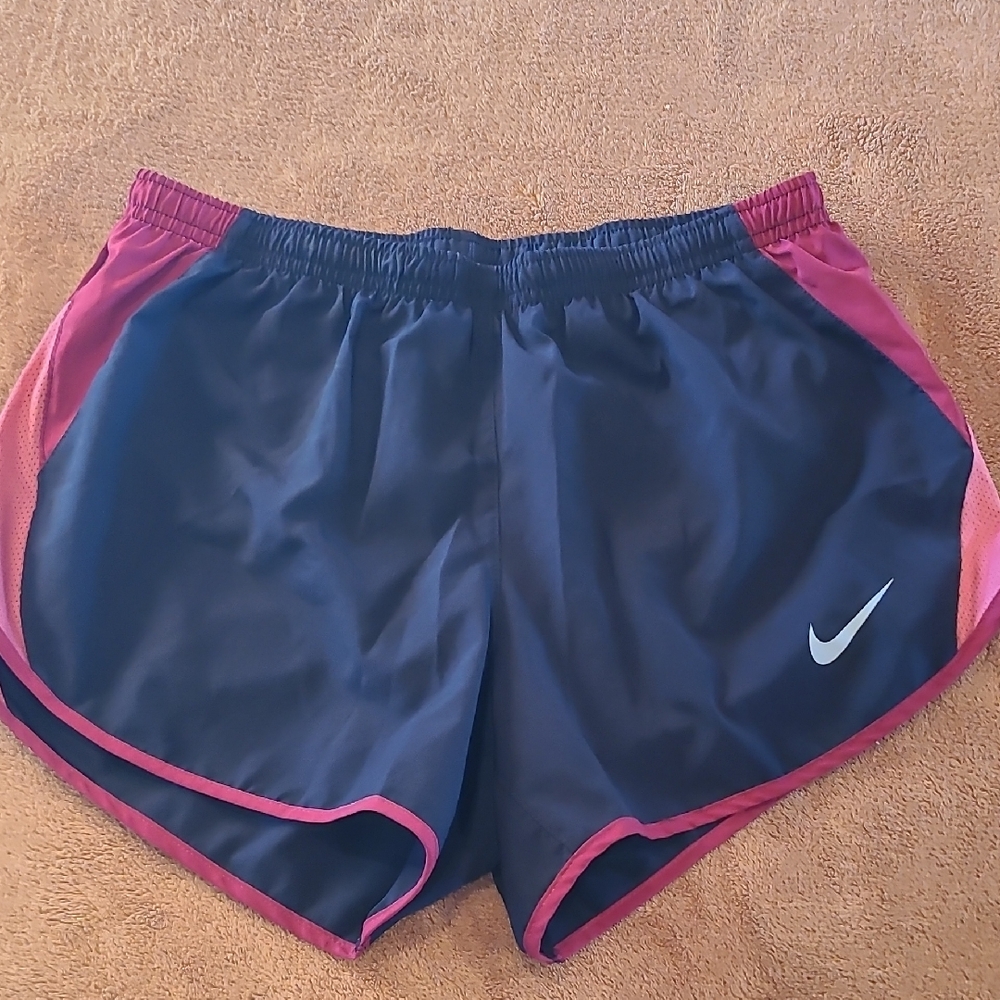 Nike Women's Black and Pink Athletic Shorts